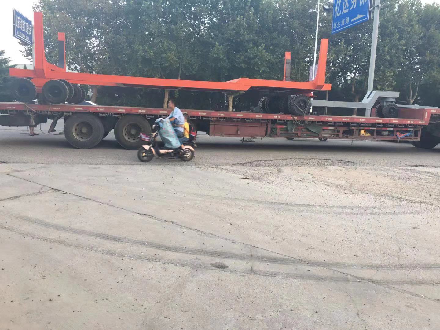 物流轉(zhuǎn)運(yùn)工具車